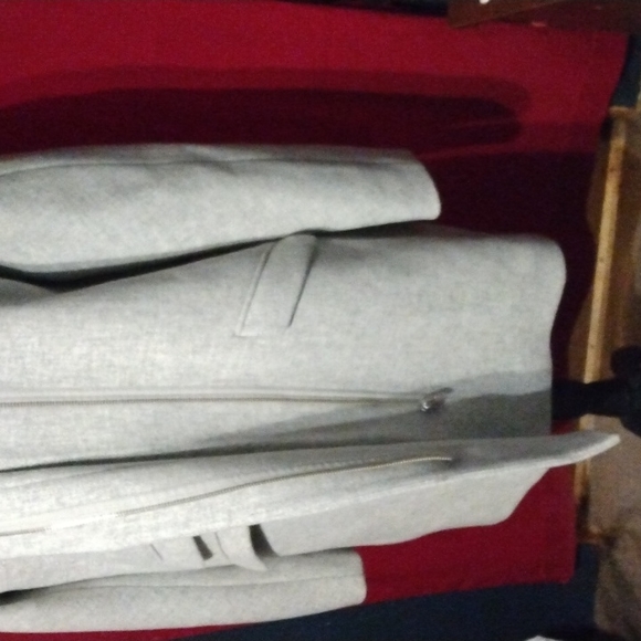 Elegant Gray Women's Coat - Picture 4 of 7